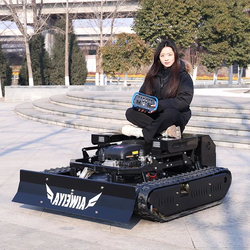 Farming Zero - Customized tracked zero-rotation lawn mower, all-terrain